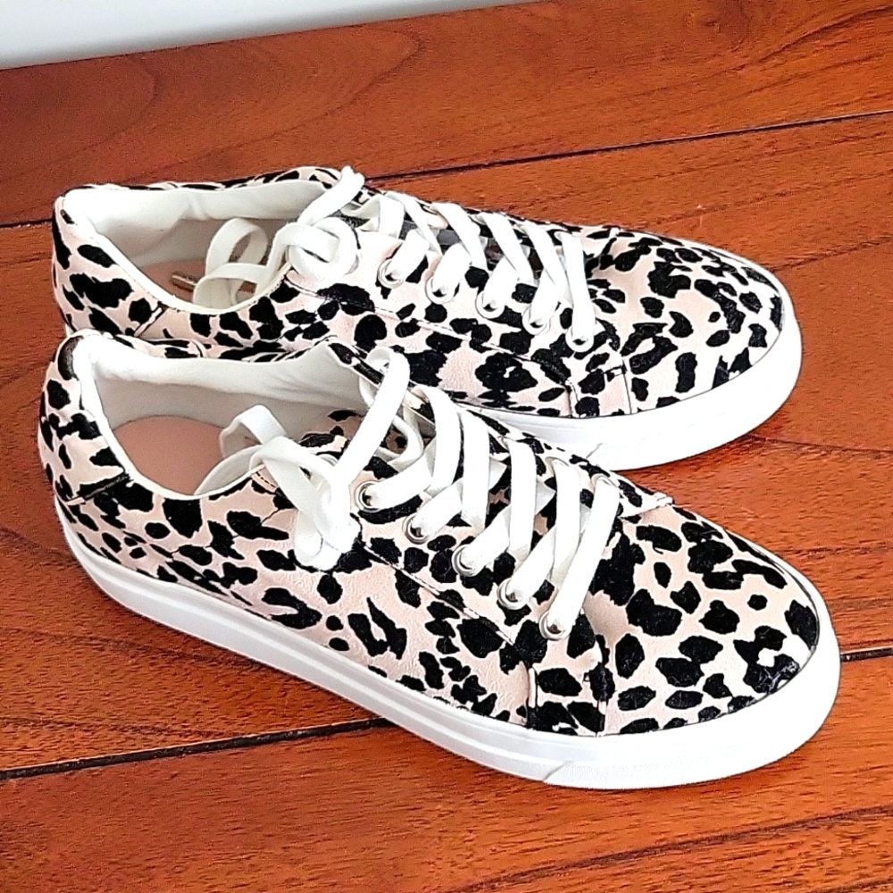 Size 8.5 New Leopard Topshop Sneakers